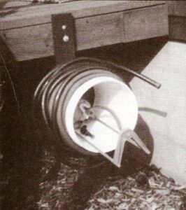 Make a Garden Hose Holder Image